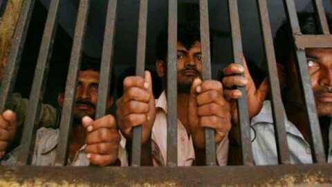 R111 Pakistan Prisoners
